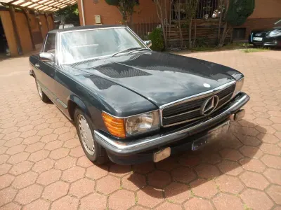 Używany Mercedes SL500 245 KM (180 kW) 1986 Beżowy Kabriolet