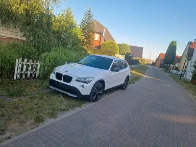Gebraucht BMW X1 170 PS (125 kW) 2009 Weiß SUV