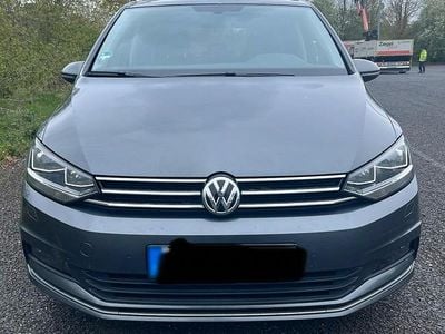 Second-hand VW Touran Join 116 CP (85 kW) 2019 Gri Monovolum