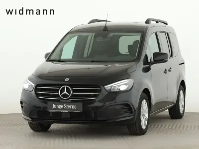 Gebraucht Mercedes T180 Progressive 116 PS (85 kW) 2024 Loparitschwarz metallic Van / Kleinbus