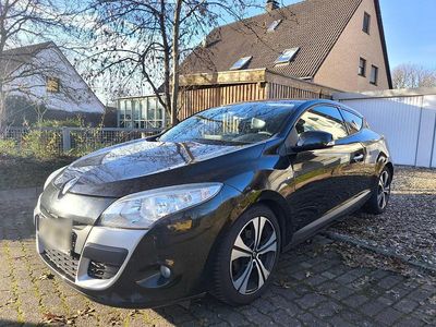 Schwarz Gebraucht 2011 Renault Mégane Coupé Bose Edition Coupé | 1.500 €