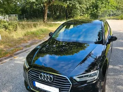 Gebraucht Audi A3 Sportback e-tron Sport 204 PS (150 kW) 2018 Schwarz Kleinwagen