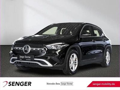Gebraucht Mercedes GLA200 163 PS (119 kW) 2024 Unilack nachtschwarz SUV