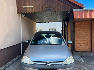 Second-hand Opel Corsa 59 CP (43 kW) 2002 Gri Hatchback
