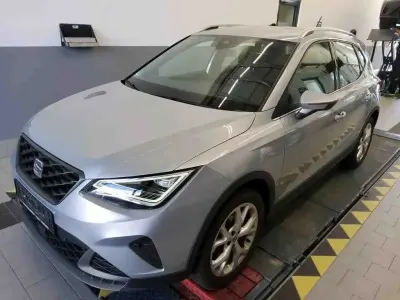 Gebraucht Seat Arona FR 116 PS (85 kW) 2024 Silber SUV