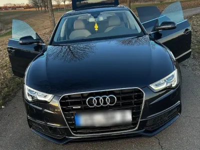 Gebraucht Audi A5 Sportback Sport 224 PS (164 kW) 2016 Blau Kleinwagen
