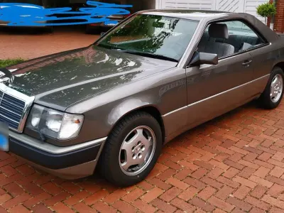 Gebraucht Mercedes 300 180 PS (132 kW) 1988 Grau Coupé