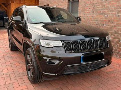 Second-hand Jeep Grand Cherokee Overland 250 CP (183 kW) 2017 Negru SUV