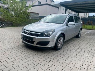 gebraucht Opel Astra 1.9 CDTI ** 101 PS **