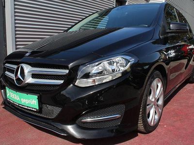 Gebraucht Mercedes B180 Urban 122 PS (89 kW) 2016 Schwarz Van / Kleinbus