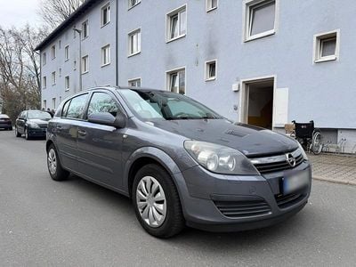 Gebraucht Opel Astra 105 PS (77 kW) 2007 Grau Limousine