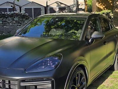 Second-hand Porsche Cayenne Turbo GT 640 CP (470 kW) 2023 Negru SUV