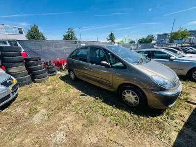 Gebraucht Citroën C4 Picasso 136 PS (100 kW) 2009 Gold Van / Kleinbus