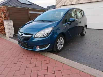 Begagnad Opel Meriva 95 HK (69 kW) 2015 Blå Minibuss