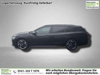 Onyxschwarz metallic Neu 2025 Skoda Superb SportLine Kombi | 52.141 € (Fairer Preis)