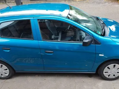 Gebraucht Mitsubishi Space Star Diamant Edition 71 PS (52 kW) 2016 Blau Kleinwagen