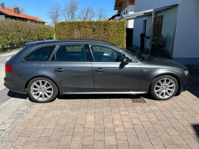 Gebraucht Audi A4 Ambition 177 PS (130 kW) 2014 Grau Kombi