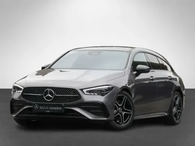 Gebraucht Mercedes CLA200 Shooting Brake AMG 163 PS (119 kW) 2025 Grau metalliclack mountaingrau Kombi