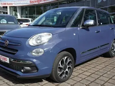 Begagnad Fiat 500L Mirror 120 HK (88 kW) 2018 Blå Minibuss