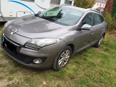 Gebraucht Renault Mégane GrandTour Expression 110 PS (80 kW) 2013 Grau Kombi