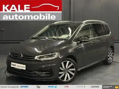 Gebraucht VW Touran Highline 150 PS (110 kW) 2021 Grau Van / Kleinbus