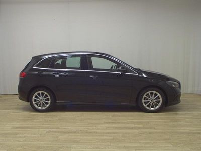 Usata Mercedes B200 Progressive 150 CV (110 kW) 2021 Nero Monovolume