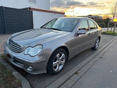 Gebraucht Mercedes C200 122 PS (89 kW) 2005 Beige Limousine