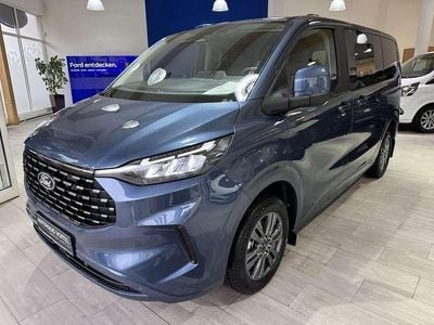 Neu Ford Tourneo Titanium 150 PS (110 kW) 2026 Blau Van / Kleinbus