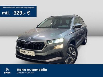 Graphitegrau metallic Gebraucht 2024 Skoda Karoq Style SUV | 29.930 € (Guter Preis)