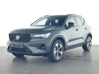 Gebraucht Volvo XC40 Plus 163 PS (119 kW) 2025 Forest lake SUV