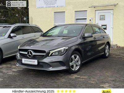Gebraucht Mercedes CLA200 Shooting Brake 156 PS (114 kW) 2017 Grau Kombi