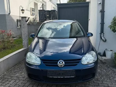 Gebraucht VW Golf 115 PS (84 kW) 2005 Blau Coupé