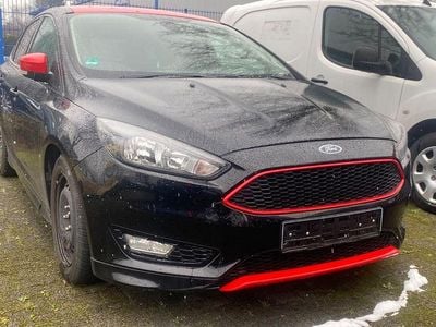 Gebraucht Ford Focus 125 PS (91 kW) 2015 Schwarz Limousine