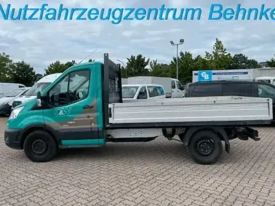 Gebraucht Ford Transit Trend 131 PS (96 kW) 2021 Weiss Van
