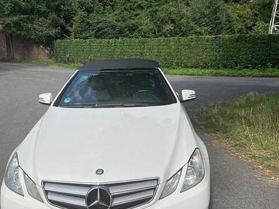 Mercedes 220