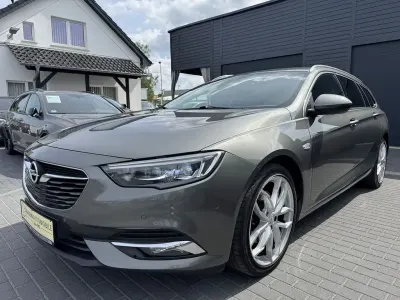 Gebraucht Opel Insignia Dynamic 165 PS (121 kW) 2018 Grau Kombi
