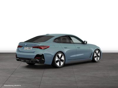 Grün Gebraucht 2024 BMW i4 M Sport Limousine | 51.098 € (Fairer Preis)