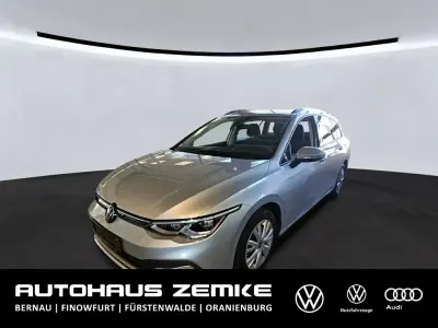 Brugt VW Golf VIII Life 131 HK (96 kW) 2024 Sølv Stationcar
