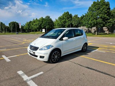Mercedes A200