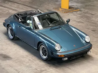 Gebraucht Porsche 911SC 179 PS (131 kW) 1983 Blau Cabrio