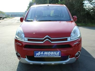 Gebraucht Citroën Berlingo SELECTION 92 PS (67 kW) 2014 Rot Van / Kleinbus