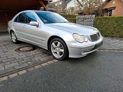 Usata Mercedes C180 Avantgarde 143 CV (105 kW) 2003 Argento Berlina