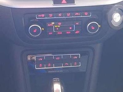 Gebraucht VW Sharan Highline 170 PS (125 kW) 2011 Weiß Van / Kleinbus