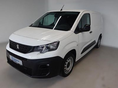 Gebraucht Peugeot Partner Premium 131 PS (96 kW) 2021 Weiß Van / Kleinbus