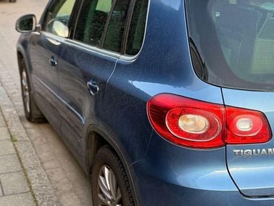 Gebraucht VW Tiguan Track & Field 160 PS (117 kW) 2011 Blau SUV