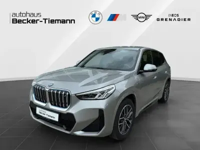 Gebraucht BMW iX1 M Sport 230 kW (313 PS) 2023 Spacesilber SUV