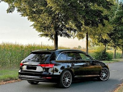 Schwarz Gebraucht 2016 Audi A4 S-Line Kombi | 14.500 € (Guter Preis)