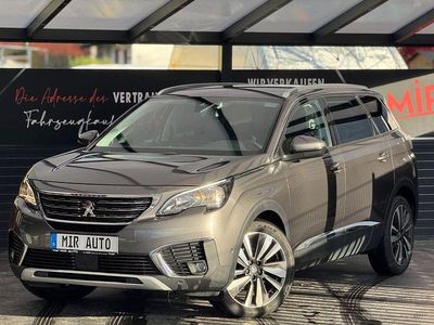 Grau Gebraucht 2020 Peugeot 5008 Allure SUV | 21.900 € (Teuer)