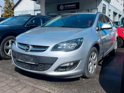 Używany Opel Astra Style 140 KM (102 kW) 2015 Srebrny Kombi