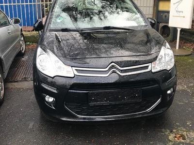 Gebraucht Citroën C3 SELECTION 82 PS (60 kW) 2016 Schwarz Limousine